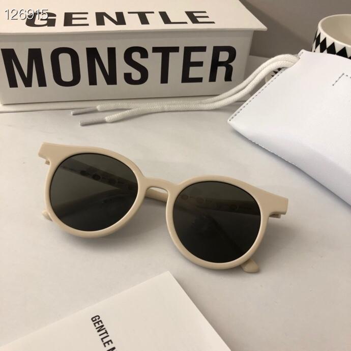 GENTLE MONSTER 官網代購 內鍍藍膜 Noir Cat 佩戴舒適百搭 可愛百搭糖果色彩 女款太陽鏡 %防紫外線  lly1031